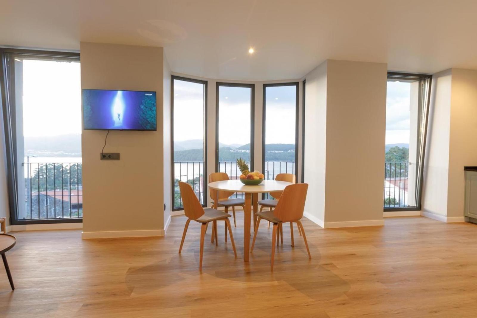 Villa Rosa Apartamentos En Casa Rural Con Vistas Panoramicas A La Ria Noia Εξωτερικό φωτογραφία